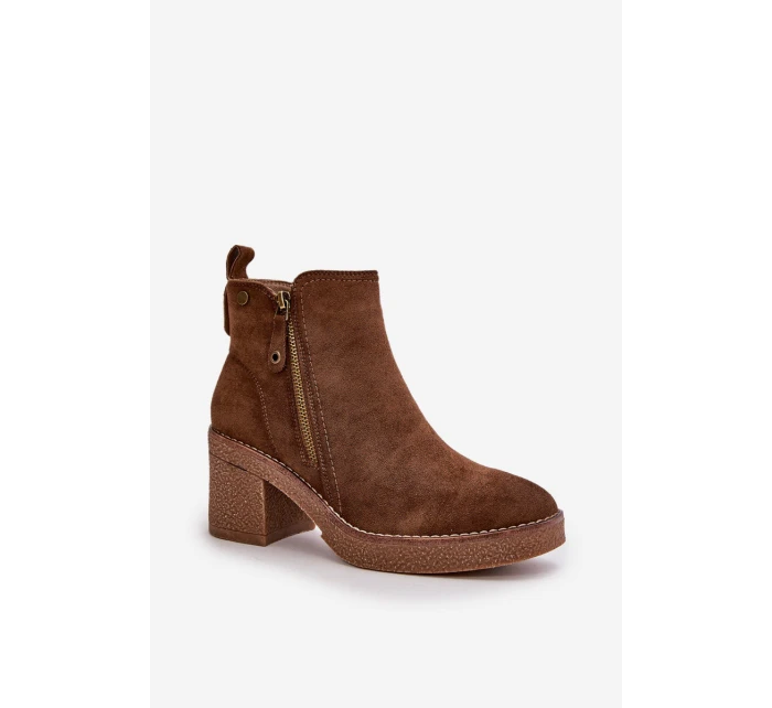 Zateplené Dámské Boty Na Podpatku Z Tmavě Hnědé model 21667446 - Boto Zateplené Dámské Boty Na Podpatku Z Tmavě Hnědé model 21667446 - Boto