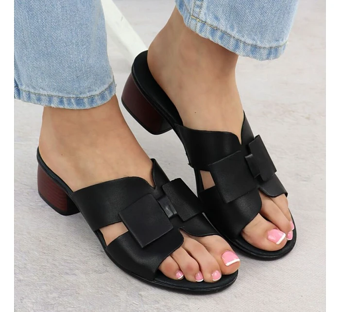 Dámské kožené žabky na klínku černé Remonte R8759-01