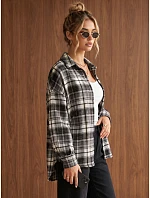 Koszula damska oversize w czarna model 22394745 - FashionStreet Koszula damska oversize w czarna model 22394745 - FashionStreet