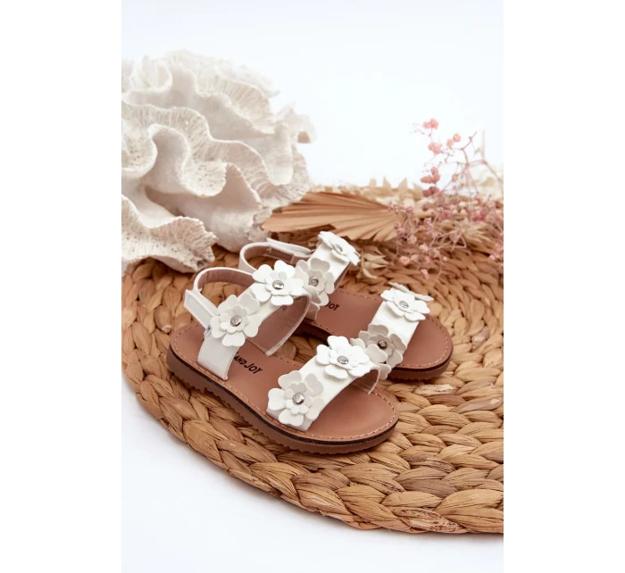 Lakované dětské sandály zdobené květinami, bílá Tinette Lakované dětské sandály zdobené květinami, bílá Tinette