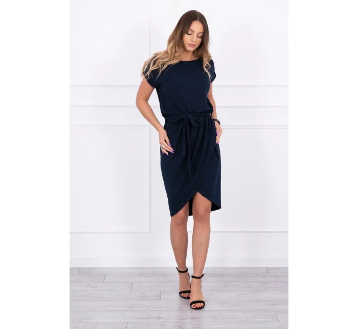 Šaty s obálkovým spodním dílem v tmavě modré barvě