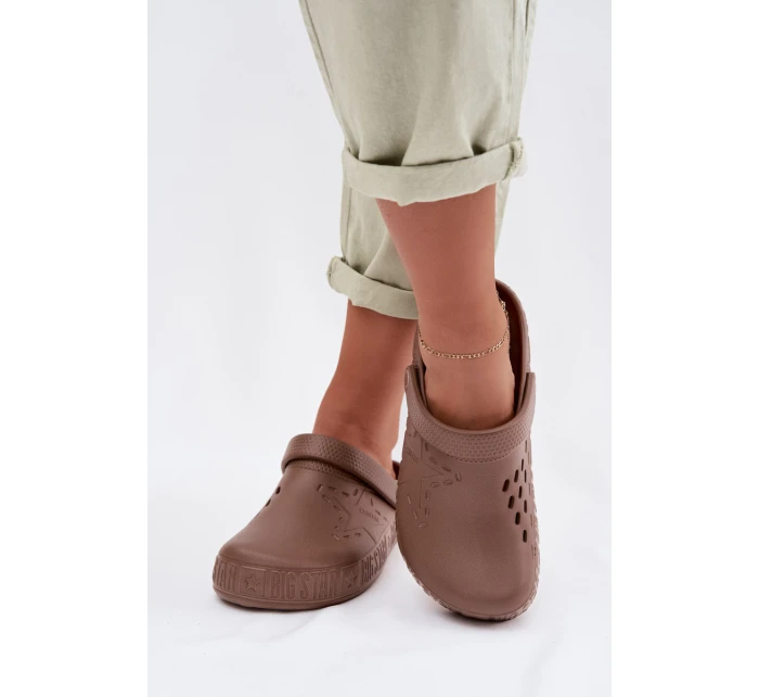 Dámské pantofle Chodaki pěnové Big Star TT274A085 hnědé Dámské pantofle Chodaki pěnové Big Star TT274A085 hnědé