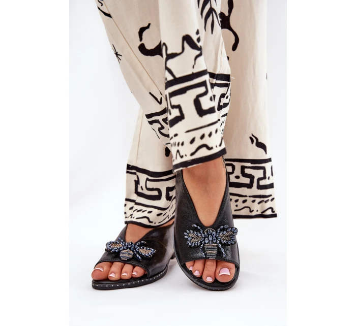 Lesklé Dámské Sandály S Dekorací Plné Černé model 21686853 - Boto Lesklé Dámské Sandály S Dekorací Plné Černé model 21686853 - Boto