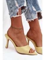 Lakované dámské nazouváky na podpatku Žluté Lirissa Lakované dámské nazouváky na podpatku Žluté Lirissa