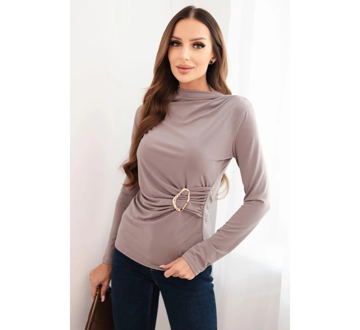 Dámská blůza z viskózy s nařasením a ozdobnou sponou fango