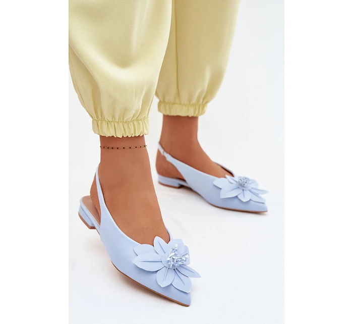 Dámské sandály na ploché podrážce s dekorativním květem modré Telivette