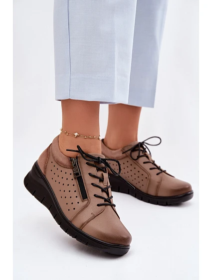 Kožené dámské polobotky na platformě model 22100867 Béžové - VINCEZA Kožené dámské polobotky na platformě model 22100867 Béžové - VINCEZA