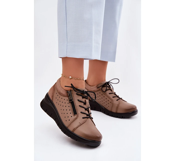 Kožené dámské polobotky na platformě model 22100867 Béžové - VINCEZA Kožené dámské polobotky na platformě model 22100867 Béžové - VINCEZA