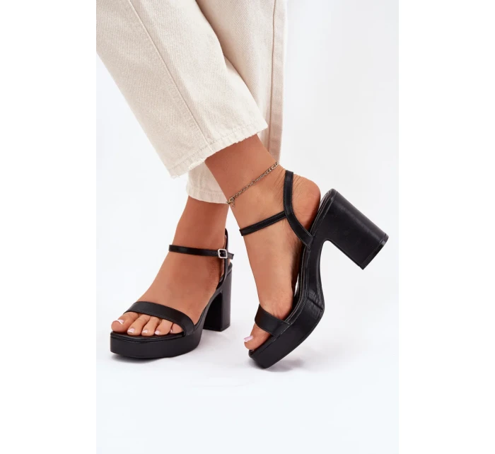 Sandály na podpatku model 214093 Step in style Sandály na podpatku model 214093 Step in style