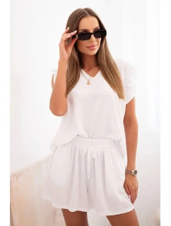Dámský komplet z viskózy, blůza s volánky a krátké šortky bílý