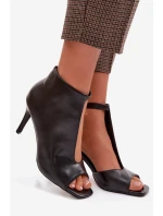 Dámské sandály na podpatku Černé model 22037749 - Boto