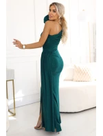 658-2 Třpytivé maxi šaty na jedno rameno s asymetrickými rukávy a rozparkem - lahvově zelené 658-2 Třpytivé maxi šaty na jedno rameno s asymetrickými rukávy a rozparkem - lahvově zelené