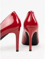 Pohodlné dámské  lodičky červené na jehlovém podpatku