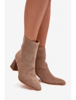 Dámské Botky Z Eko Semiše Na Podpatku Se Zámkem Béžové Zelita Dámské Botky Z Eko Semiše Na Podpatku Se Zámkem Béžové Zelita