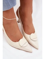 Dámské sandály na podpatku s ozdobným detailem světle béžové model 22027892 - Boto Dámské sandály na podpatku s ozdobným detailem světle béžové model 22027892 - Boto