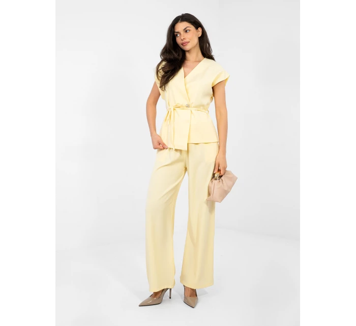 Sada IT KMPL 21029.96 světle žlutá Sada IT KMPL 21029.96 světle žlutá