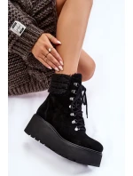 Dámské semišové boty na klínku černé model 21605548 - Boto