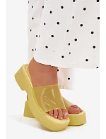 Dámské sandály s páskem Žluté model 22107247 - Boto Dámské sandály s páskem Žluté model 22107247 - Boto