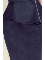 Elegantní dámské šaty z tmavě modrého semiše s volánkem, v délce midi model 7761421