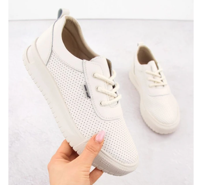 Černé dámské kožené tenisky na podpatku Sergio model 21904571 - LEONE Černé dámské kožené tenisky na podpatku Sergio model 21904571 - LEONE