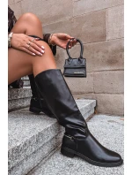 Zateplené dámské kozačky na ploché podrážce s ozdobným detailem Černé model 21714930 - Boto Zateplené dámské kozačky na ploché podrážce s ozdobným detailem Černé model 21714930 - Boto