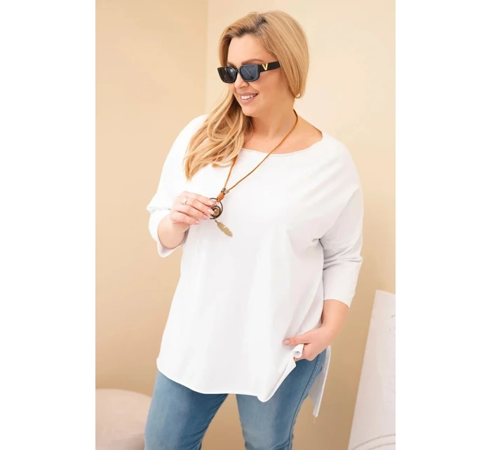 Dámská bavlněná blůza Plus Size asymetrická s náhrdelníkem bílá Dámská bavlněná blůza Plus Size asymetrická s náhrdelníkem bílá