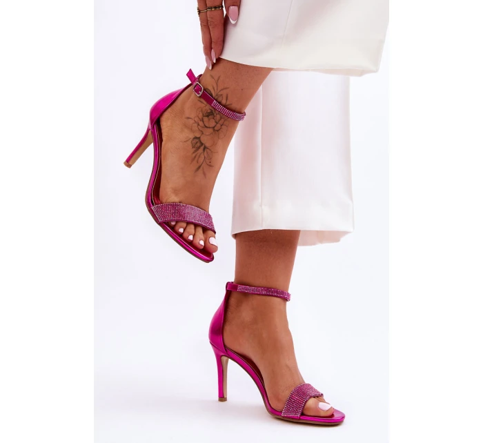 Dámské sandály na vysokém podpatku s kamínky Fuchsie model 21622341 - Boto Dámské sandály na vysokém podpatku s kamínky Fuchsie model 21622341 - Boto