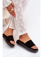 Dámské Pantofle Na Platformě Z Eko Semiše Černé model 21703770 - Boto Dámské Pantofle Na Platformě Z Eko Semiše Černé model 21703770 - Boto