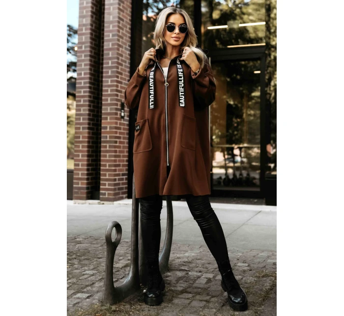 632-2 Ležérní kabát se zipem a módními detaily - čokoládový