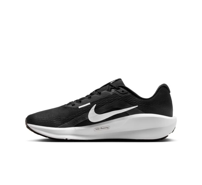 Běžecká obuv 13 M model 21203782 - NIKE Běžecká obuv 13 M model 21203782 - NIKE
