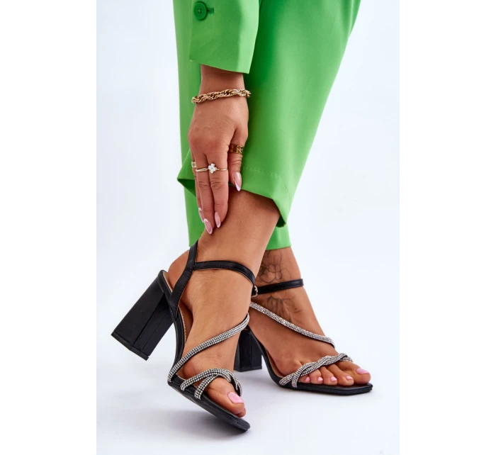 Kožené sandály s kamínky podpatky Černé model 21614510 - Boto Kožené sandály s kamínky podpatky Černé model 21614510 - Boto