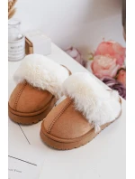 Dětské pantofle s kožešinou model 21639728 - Boto