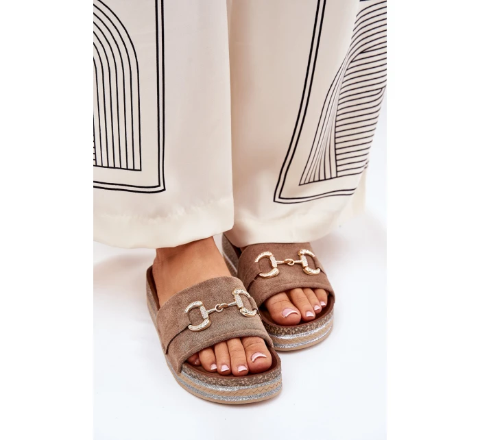 Dámské Sandály Na Platformě Se Zlatou Dekorací A Brilanty Khaki Morisela Dámské Sandály Na Platformě Se Zlatou Dekorací A Brilanty Khaki Morisela