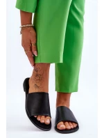 Dámské kožené hladké pantofle černe Cerise Dámské kožené hladké pantofle černe Cerise