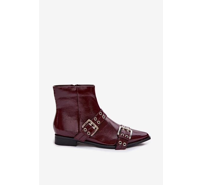 Lakované dámské kotníkové boty na plochém podpatku s pásky a přezkami Bordó model 22039899 - Boto