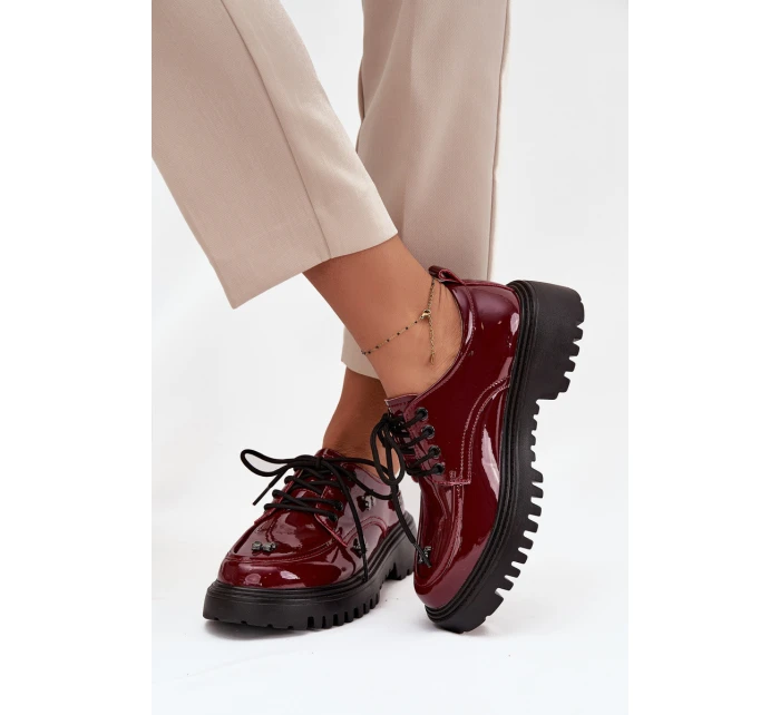 Dámské lakované kožené polobotky s připínacími doplňky Artiker – bordó