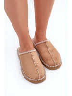 Pohodlná domácí obuv pantofle s výšivkou dámské model 21681289 Camel - Inblu
