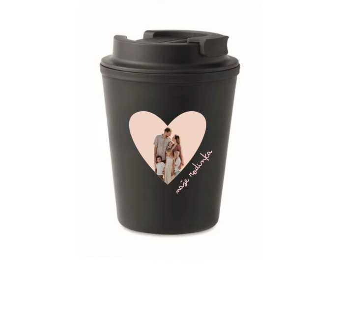 Personalizovaný cestovní termohrnek s výřezem fotky na podkladu