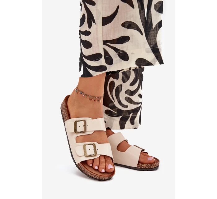 Dámské pantofle na korkové platformě s přezkami – béžové