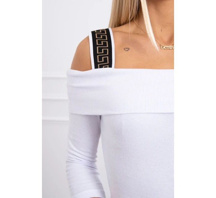 Šaty se širokými ramínky bílé Šaty se širokými ramínky bílé