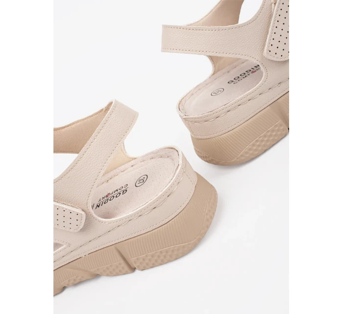 Originální hnědé dámské  sandály bez podpatku