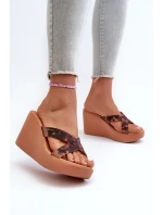 Dámské sandály na klíně 83520 Ipanema High Fashion Slide Fem Hnědé Dámské sandály na klíně 83520 Ipanema High Fashion Slide Fem Hnědé