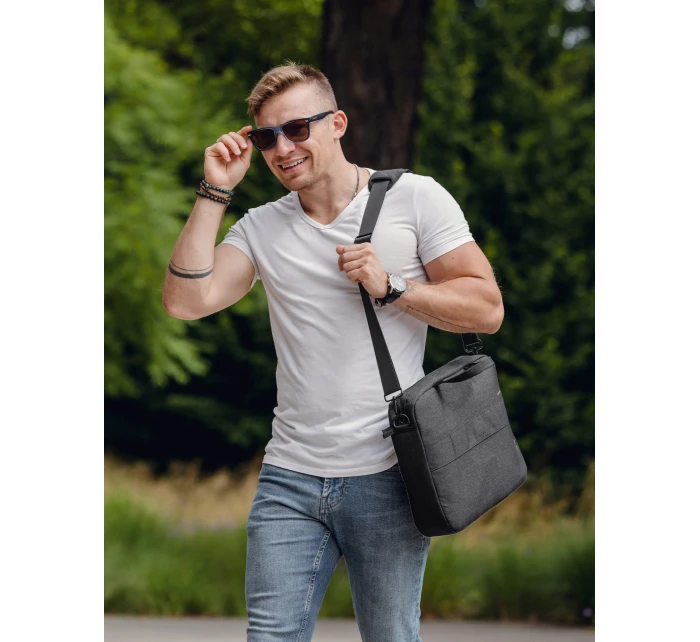 Pánská taška na notebook Vuch Mailo Black Pánská taška na notebook Vuch Mailo Black