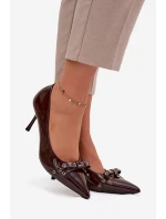 Lakované lodičky s mašlí čokoládové model 21757614 - Boto
