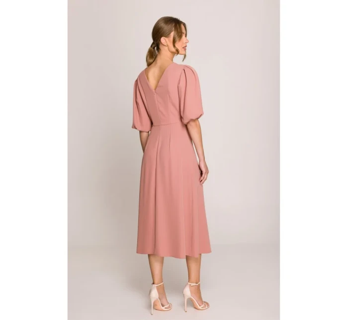 model 20966274 Šaty s puff rukávy růžové - STYLOVE