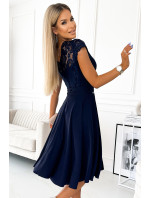 Šifonové šaty s krajkovým výstřihem Numoco LINDA - tmavě modré