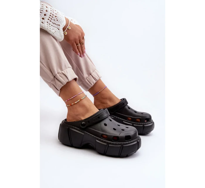 Dámské pěnové pantofle na masivní podrážce černá Witima Dámské pěnové pantofle na masivní podrážce černá Witima