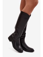 Zateplené dámské kozačky na ploché podrážce s ozdobným detailem Černé model 21714930 - Boto Zateplené dámské kozačky na ploché podrážce s ozdobným detailem Černé model 21714930 - Boto