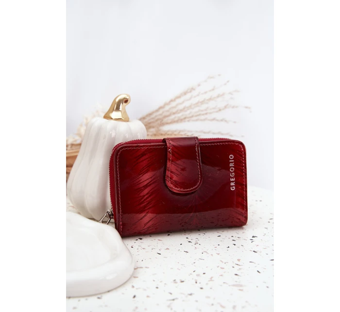 Lakovaný dámský peněženka s malými červenými detaily Luretta