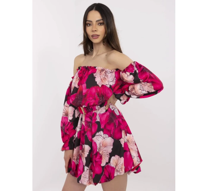 Sukienka MI SK model 21094550 czarno różowy - FPrice